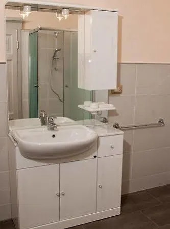 Nocleg ze śniadaniem Zara